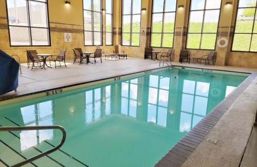 Casper Hotel | Holiday Inn Express Casper I-25 by IHG