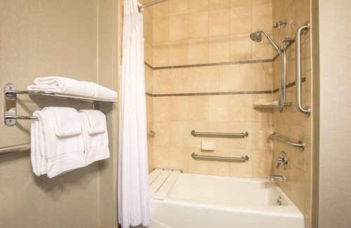 Casper Hotel | Holiday Inn Express Casper-Interstate 25 by IHG