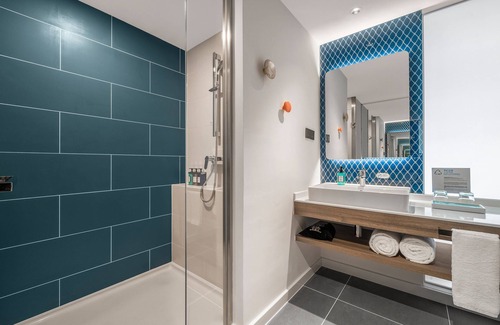 Changchun Hotel | Holiday Inn Express Changchun Jingyue by IHG