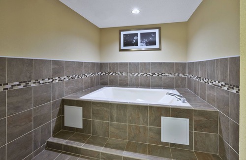 Circleville Hotel | Holiday Inn Express Circleville by IHG