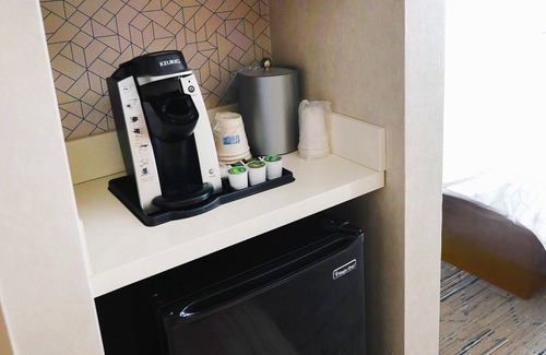 Birmingham Hotel | Holiday Inn Express Detroit-Birmingham by IHG
