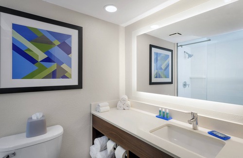 Exton Hotel | Holiday Inn Express Exton by IHG