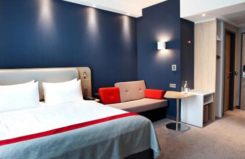 Raunheim Hotel | Holiday Inn Express Frankfurt Airport - Raunheim by IHG