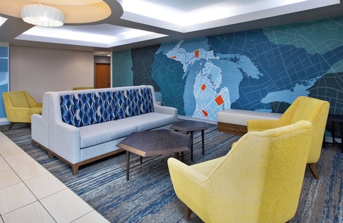 Auburn Hills Hotel | Holiday Inn Express Hotel & Suites Auburn Hills by IHG