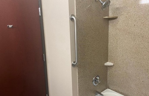 Fort Stockton Hotel | Holiday Inn Express Hotel and Suites Fort Stockton by IHG