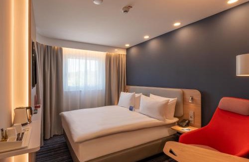 Egestorf Hotel | Holiday Inn Express - Hamburg South A7-AS42 by IHG