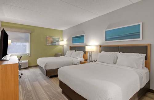 Hummelstown Hotel | Holiday Inn Express Hershey - Harrisburg Area by IHG