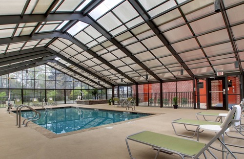 Meridian Hotel | Holiday Inn Express Hotel & Suites Meridian, an IHG Hotel