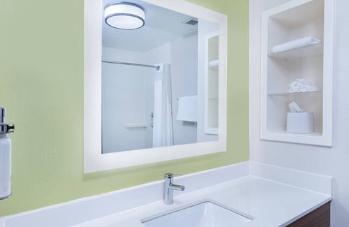 Crestline Heights Hotel | Holiday Inn Express Hotel & Suites Birmingham - Inverness by IHG