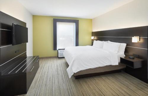 Port Richey Hotel | Holiday Inn Express Hotel & Suites Port Richey by IHG
