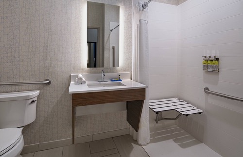 Cedar Park Hotel | Holiday Inn Express Hotel & Suites Cedar Park by IHG
