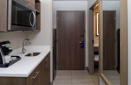 Marysville Hotel | Holiday Inn Express Hotel and Suites Marysville by IHG