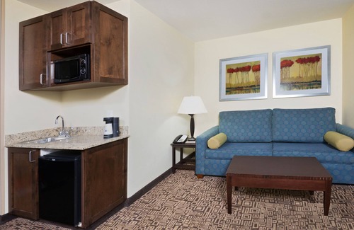 Richfield Hotel | Holiday Inn Express Hotel & Suites Richfield by IHG