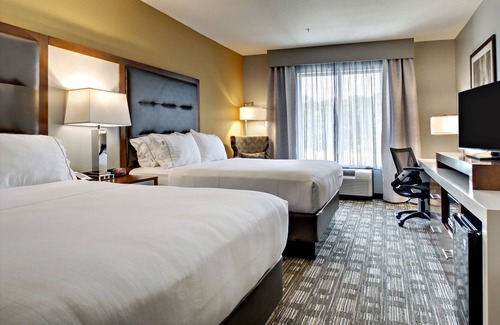 Albany Hotel | Holiday Inn Express Hotel & Suites Albany by IHG