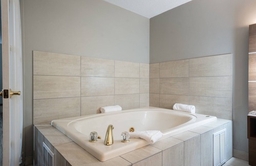 Filion Hotel | Holiday Inn Express Hotel & Suites Bad Axe by IHG