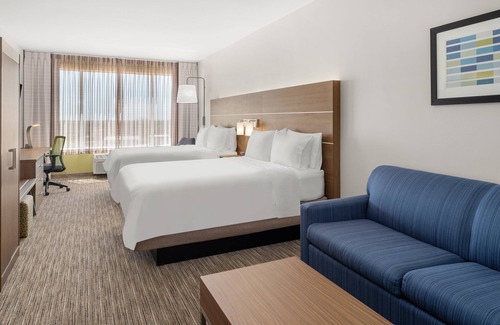 Graham Hotel | Holiday Inn Express Hotel & Suites Graham by IHG