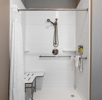 Kilgore Hotel | Holiday Inn Express Hotel & Suites Kilgore North by IHG