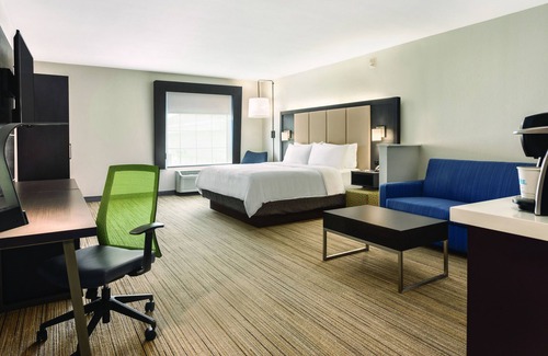 Lawton Hotel | Holiday Inn Express Hotel & Suites Lawton-Fort Sill by IHG