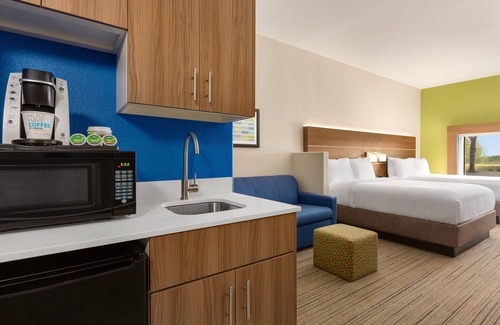 Mission Hotel | Holiday Inn Express Hotel & Suites Mission-McAllen Area by IHG