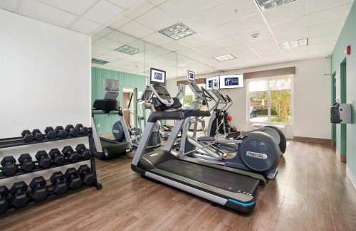 Apopka Hotel | Holiday Inn Express Hotel & Suites Orlando - Apopka by IHG