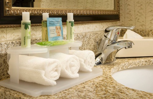 Uvalde Hotel | Holiday Inn Express Hotel & Suites Uvalde by IHG