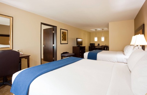 Verona Hotel | Holiday Inn Express Hotel & Suites Madison-Verona by IHG