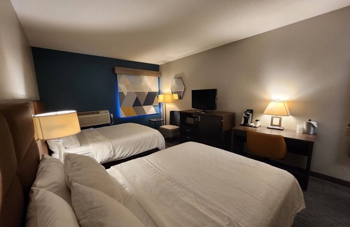 Woodbury Hotel | Holiday Inn Express Hotel & Suites St. Paul-Woodbury by IHG