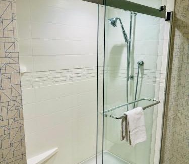 Halton Regional Municipality Hotel | Holiday Inn Express Hotel & Suites Milton by IHG