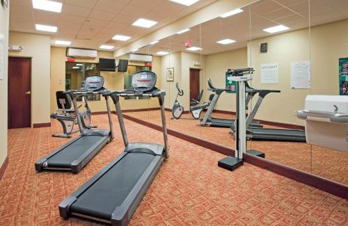Amarillo Hotel | Holiday Inn Express Hotel & Suites Amarillo South by IHG