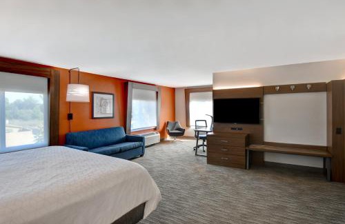 Anderson Hotel | Holiday Inn Express Hotel & Suites Anderson I-85 - HWY 76, Exit 19B by IHG