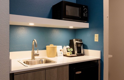 Northwest Berkeley Hotel | Holiday Inn Express Hotel & Suites Berkeley by IHG