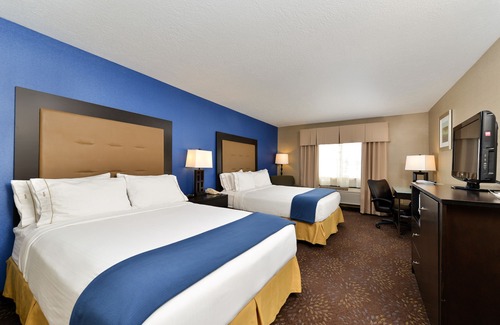 Charlotte Hotel | Holiday Inn Express Hotel & Suites Charlotte by IHG