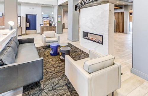 Columbus Hotel | Holiday Inn Express Hotel & Suites Ohio State University- OSU Medical Center by IHG