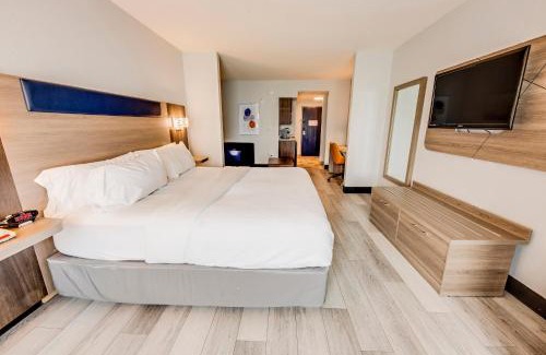 Columbus Hotel | Holiday Inn Express Hotel & Suites Ohio State University- OSU Medical Center by IHG