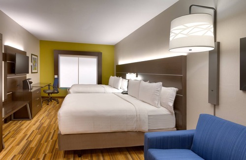 Biggs Field Hotel | Holiday Inn Express Hotel & Suites El Paso I-10 East by IHG
