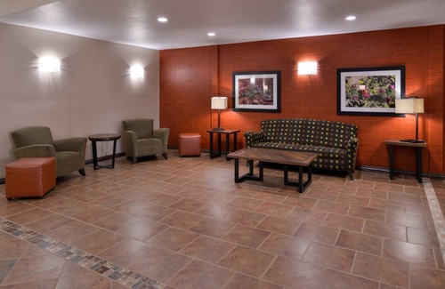 Kingman Hotel | Holiday Inn Express Hotel & Suites Kingman by IHG
