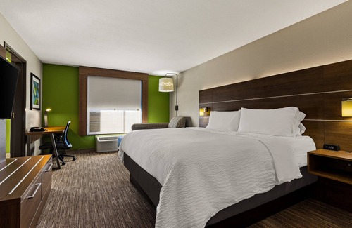Okmulgee Hotel | Holiday Inn Express Hotel & Suites Okmulgee by IHG