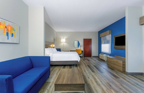 Fairvilla Hotel | Holiday Inn Express Hotel & Suites Ocoee East by IHG