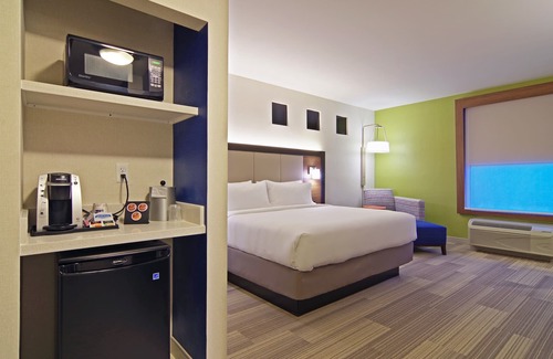 Desert Ridge West Hotel | Holiday Inn Express Hotel & Suites Phoenix North Scottsdale by IHG