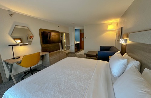Kearney Hotel | Holiday Inn Express Kearney by IHG