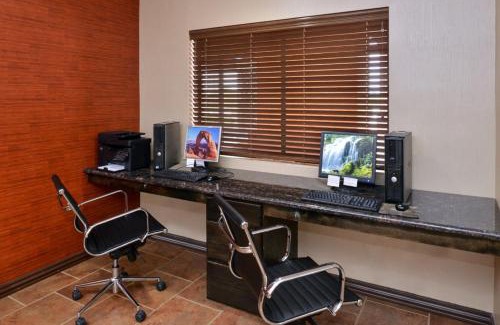 Kingman Hotel | Holiday Inn Express Kingman by IHG