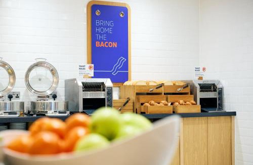 Broad Green Hotel | Holiday Inn Express London Croydon by IHG