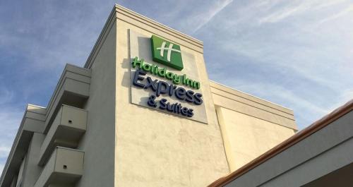 Milford Hotel | Holiday Inn Express Milford by IHG