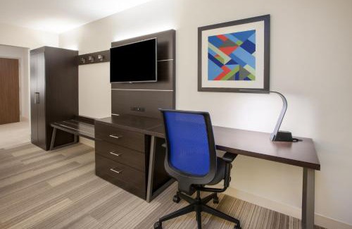 New Rochelle Hotel | Holiday Inn Express - New Rochelle by IHG