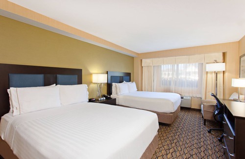 Santa Ana Heights Hotel | Holiday Inn Express Newport Beach by IHG