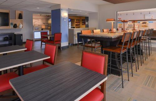 Olean Hotel | Holiday Inn Express Olean by IHG
