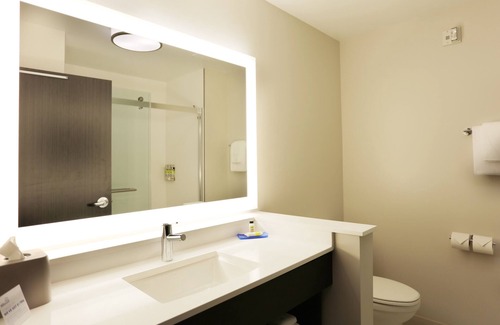 Oneonta Hotel | Holiday Inn Express Oneonta by IHG