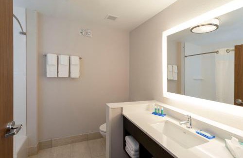 Painted Post Hotel | Holiday Inn Express Painted Post by IHG