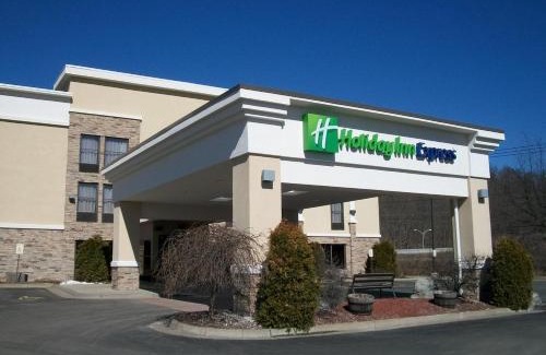 Painted Post Hotel | Holiday Inn Express Painted Post by IHG