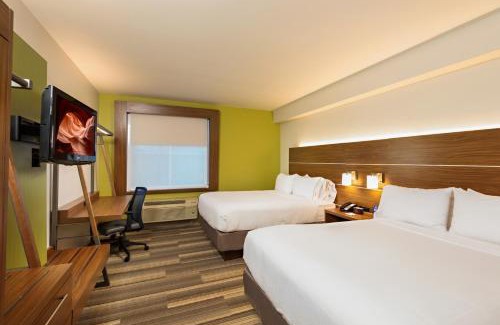 Peoria Hotel | Holiday Inn Express Peoria North - Glendale by IHG